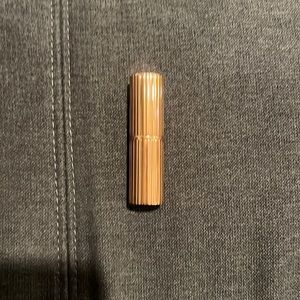 charlotte tilbury matte revolution pillow talk medium